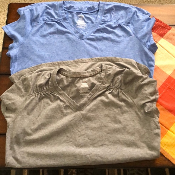 NWOT Semi fitted athletic shirts(danskin brand)XXL - Picture 6 of 6